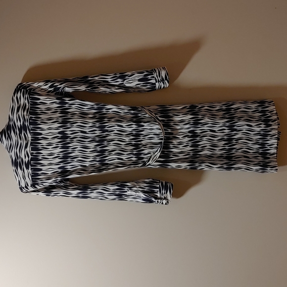 👗Theory Silk Belted Shirt Dress - Picture 3 of 7